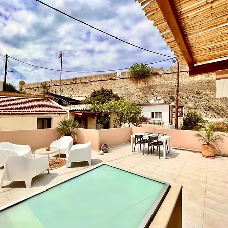 House With 60 Sqm Rooftop Terrace By The Fortezza